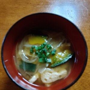 甘〜い♡かぼちゃと玉ねぎの味噌汁